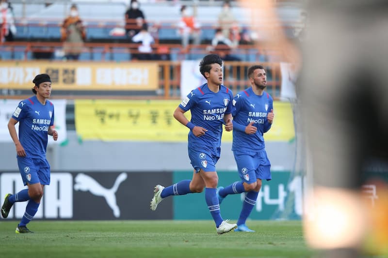 Soi kèo Suwon Bluewings vs Ulsan Hyundai 17h ngày 15/7/2023, K League 1